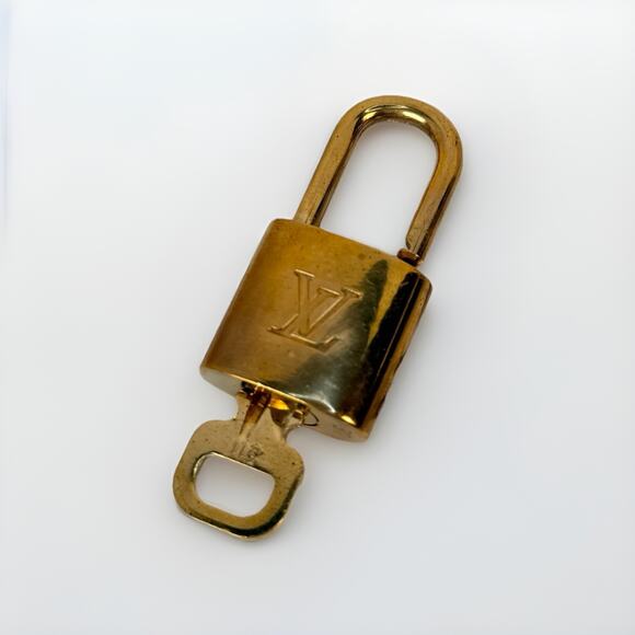Pre-owned Louis Vuitton PadLock Lock & Key Brass Gold Number 311 - Picture 2 of 11